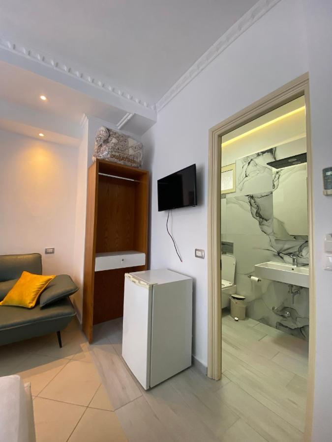 Hotel Kristal Borsh Extérieur photo