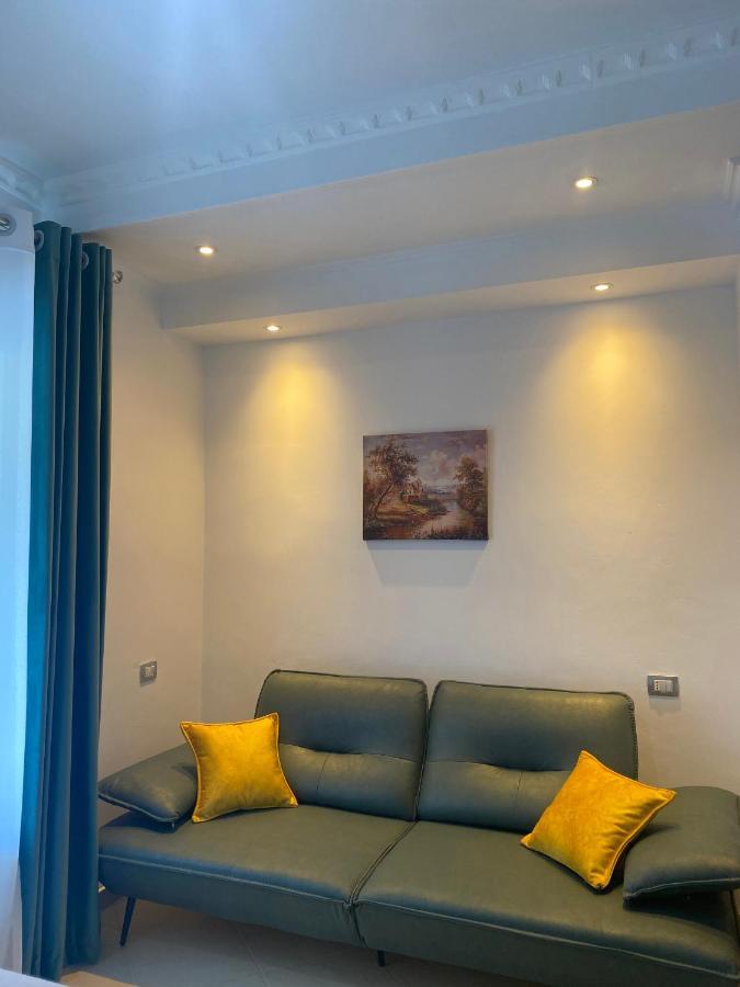 Hotel Kristal Borsh Extérieur photo